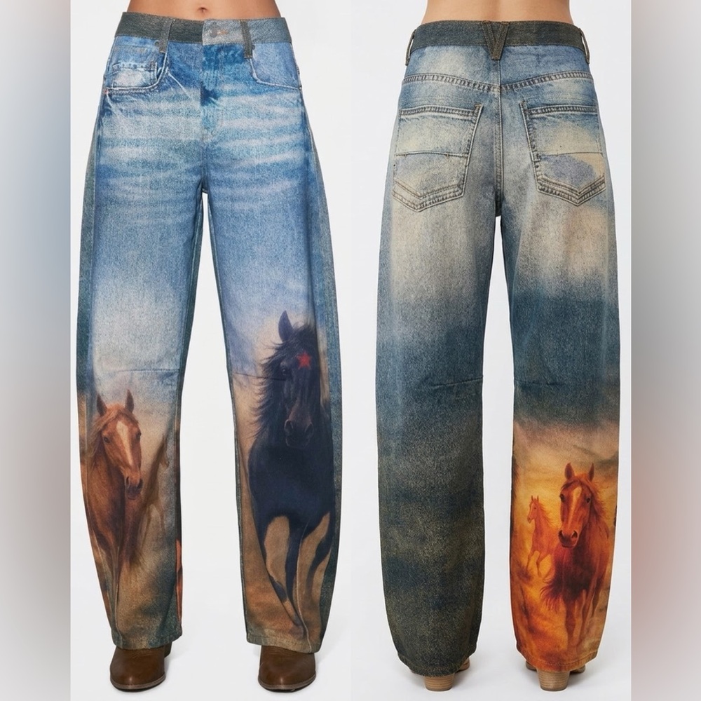 Horse Print Barrel Style Jeans Size XS